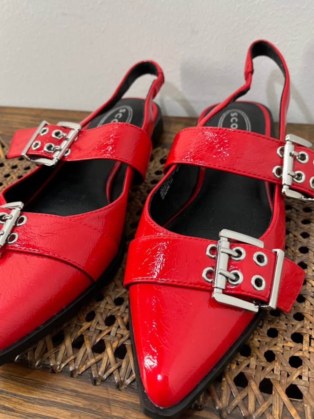 Size 7 City Chic Edgy Double Buckle Red Faux Leather Statement Slingback Flat - Picture 3 of 10